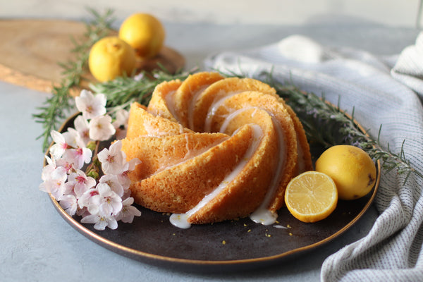 Lemon & Orange Bundt Cake by @jesspcooks