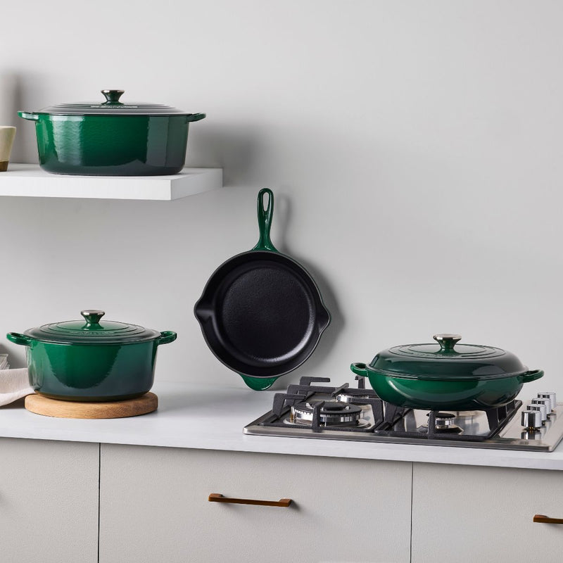 Le Creuset Juniper Lifestyle