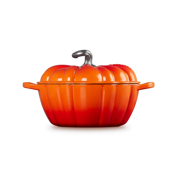 Le Creuset Cast Iron Pumpkin Casserole 24cm - Volcanic