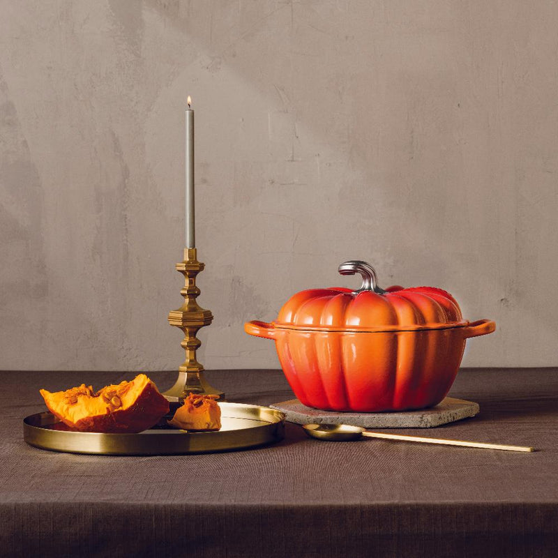 Le Creuset Cast Iron Pumpkin Casserole 24cm - Volcanic
