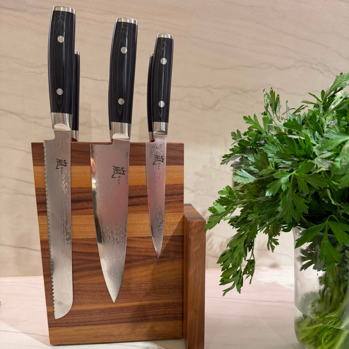 Yaxell Ran 7 - Piece Knife Set with Walnut Block | Divertimenti