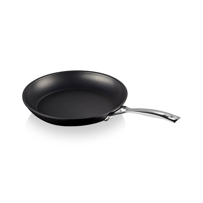 Le Creuset Toughened Non - Stick Frypan - 26cm