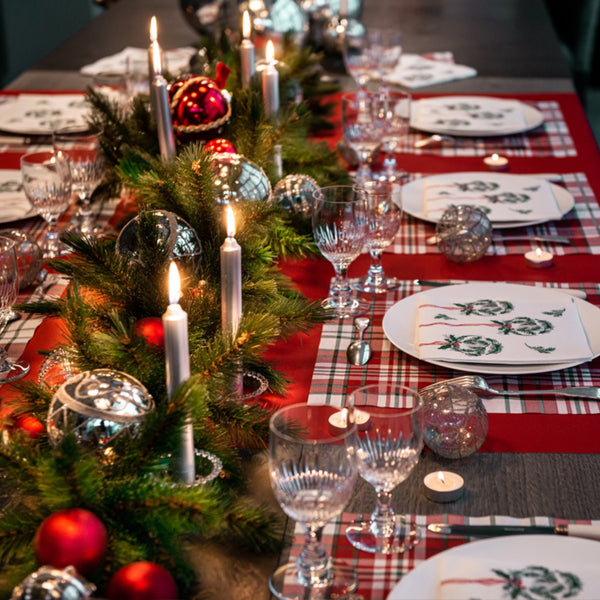 Francoise Paviot French Dinner Napkins - Holly