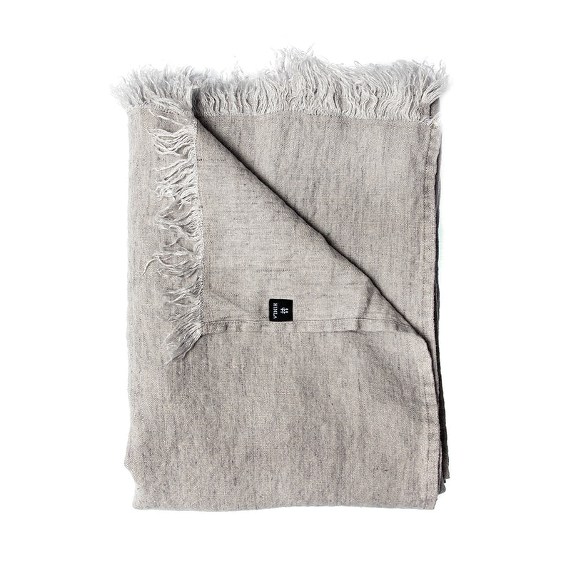 Himla Levelin Tablecloth - Throw/Silver