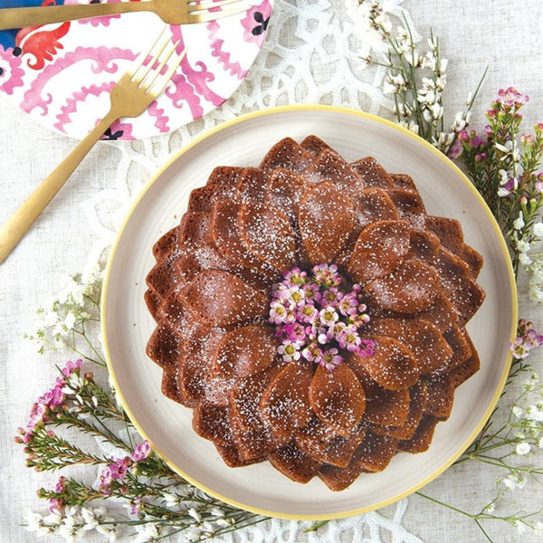 Nordic Ware Blossom Bundt Cake Pan