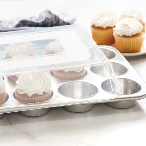 Nordic Ware Naturals 12-cup Muffin Pan With High-Domed Lid